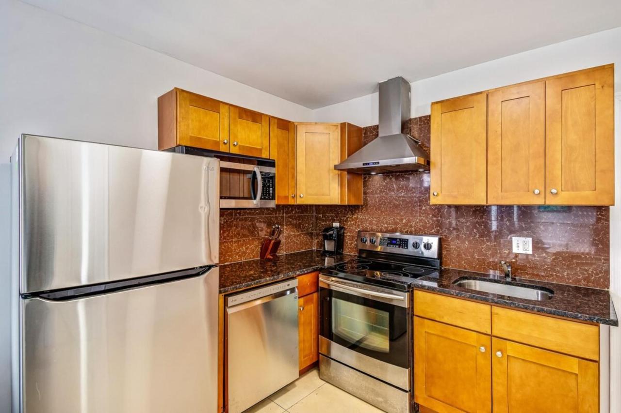 Stylish & Great Location Next To The Convention Center Apartment Филаделфия Екстериор снимка