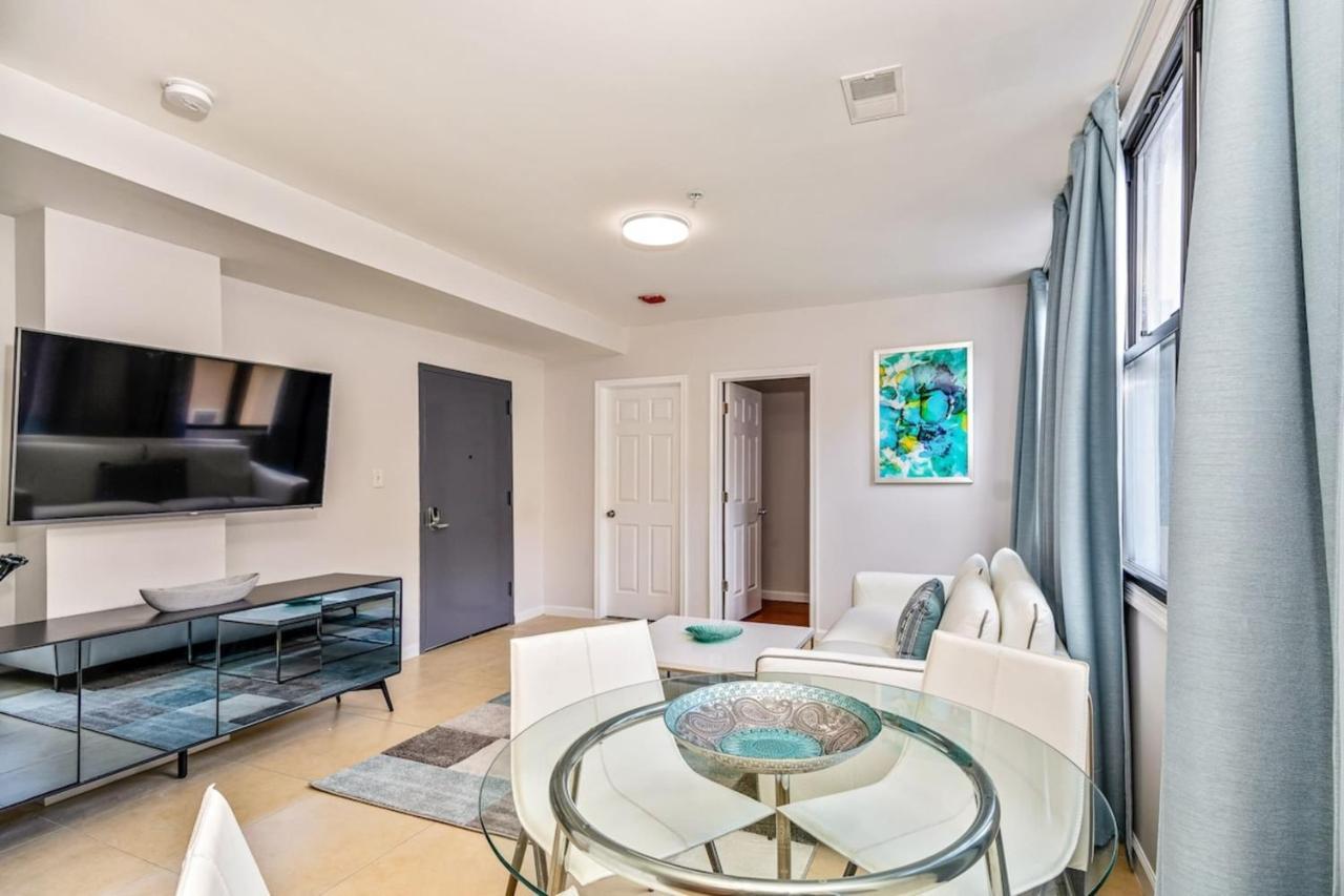 Stylish & Great Location Next To The Convention Center Apartment Филаделфия Екстериор снимка
